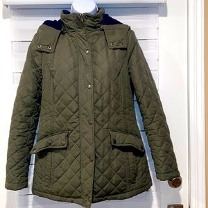GH Bass women’s winter coat size small.